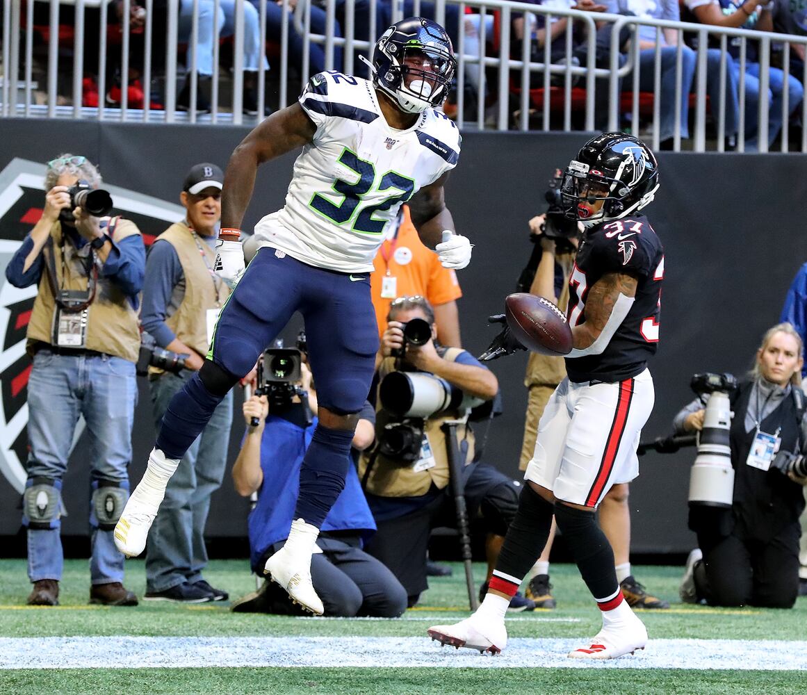 Photos: Falcons host Seahawks, look to end losing streak