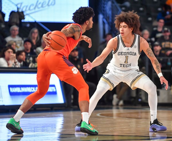 Georgia Tech guard Naithan George guards Clemson guard Dillon Hunter during the second half of an NCAA basketball game Tuesday, Jan. 14, 2025 at McCamish Pavilion. (Daniel Varnado for the AJC)