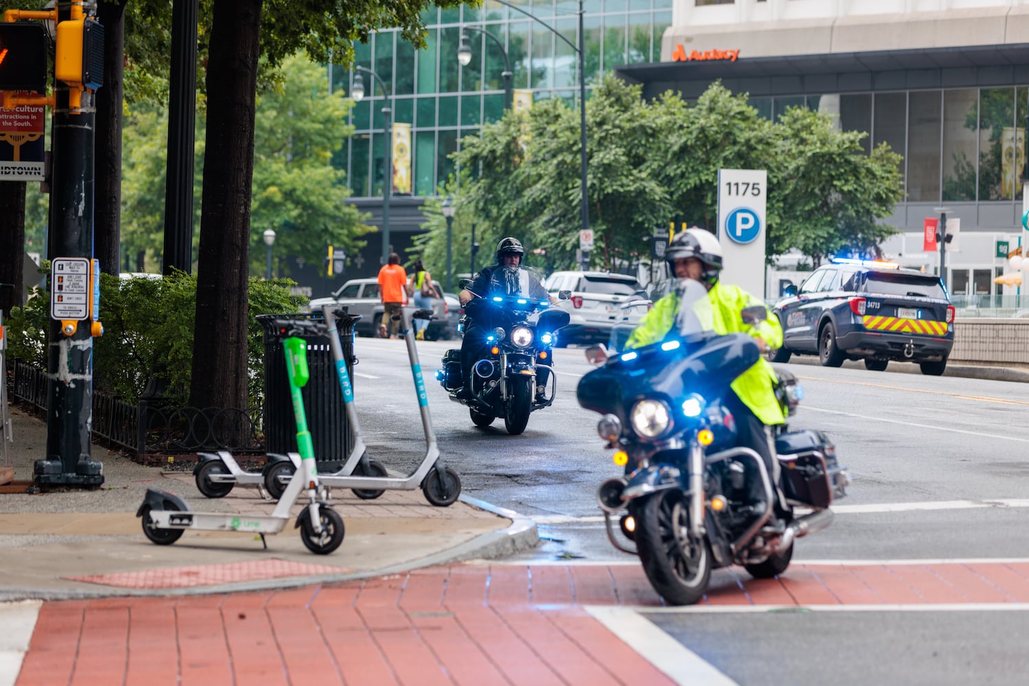 active shooting midtown