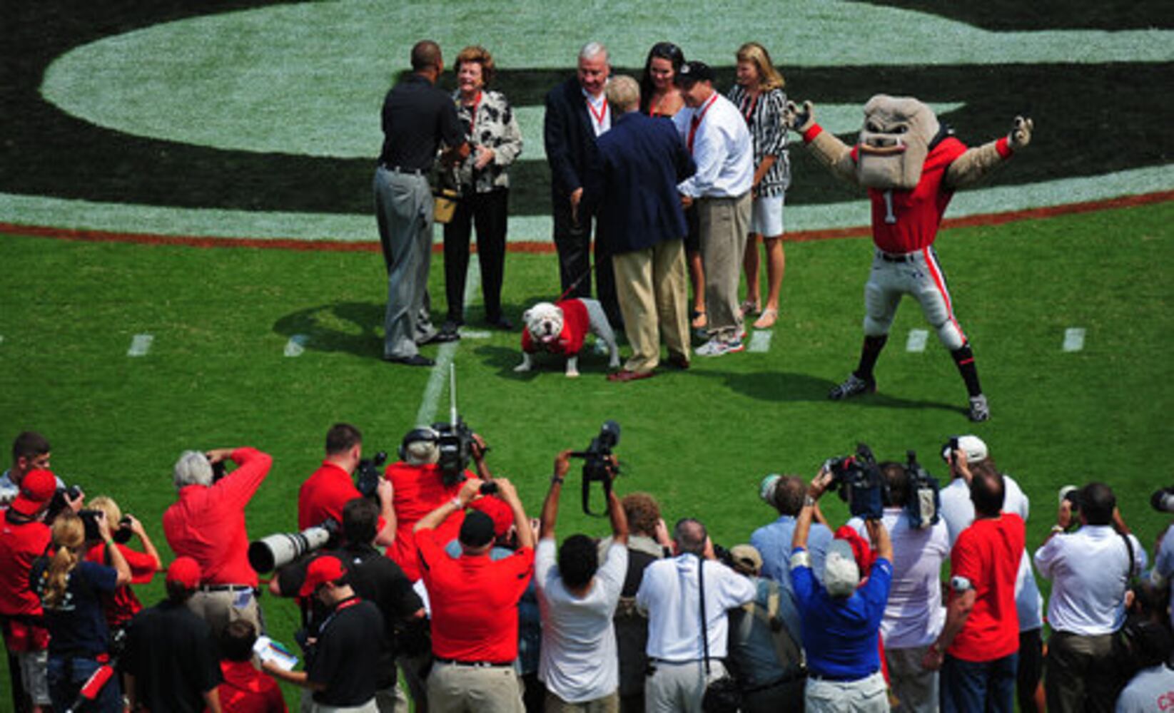 Georgia mascot Uga VII dies