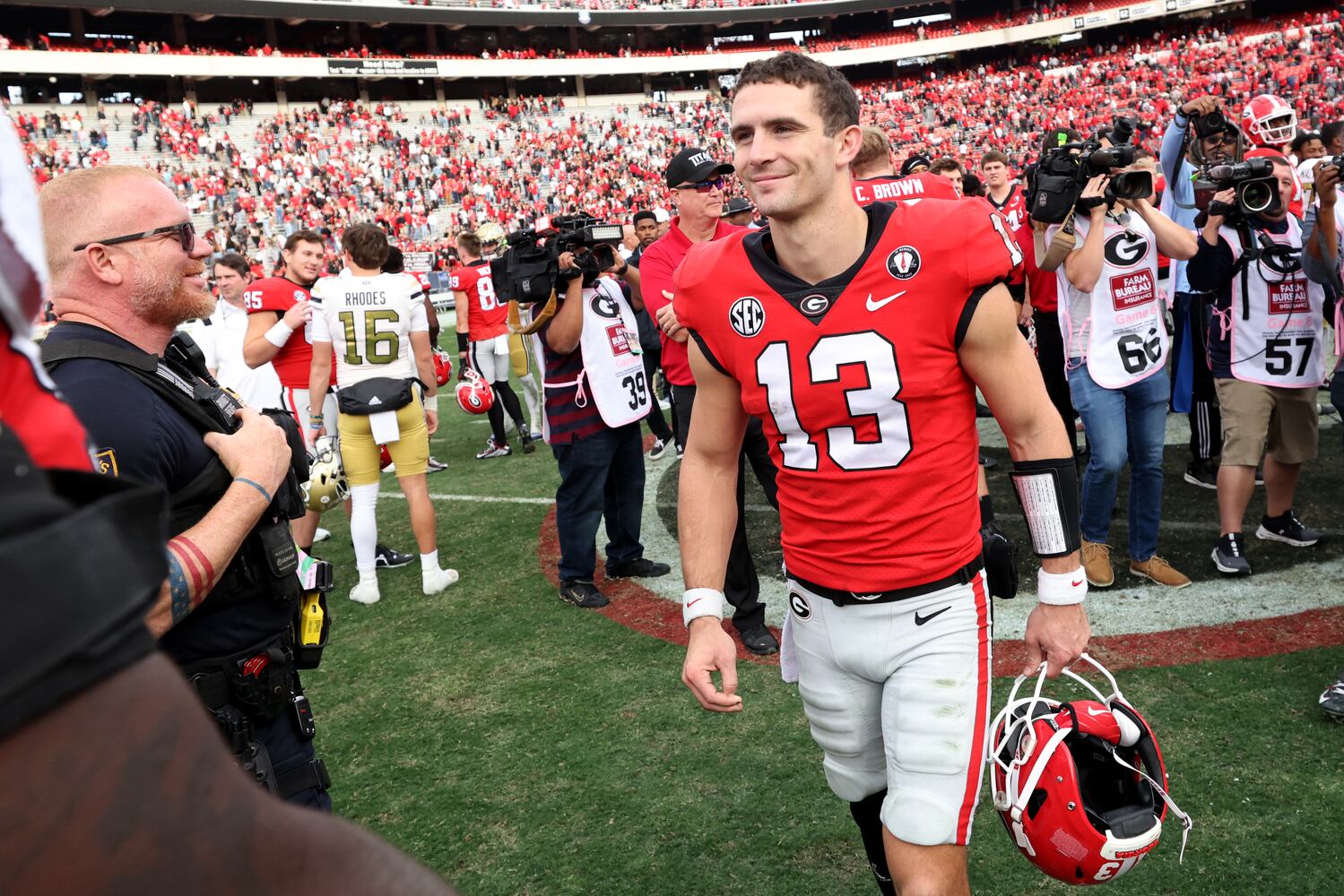 112722 BULLDOGS PHOTO