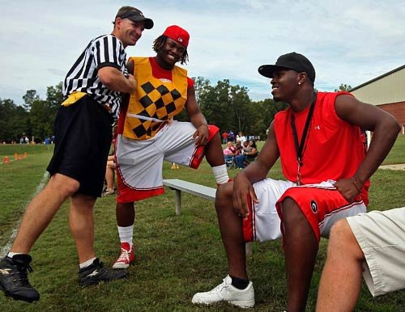 Newnan's Ogletree Brothers work with kids