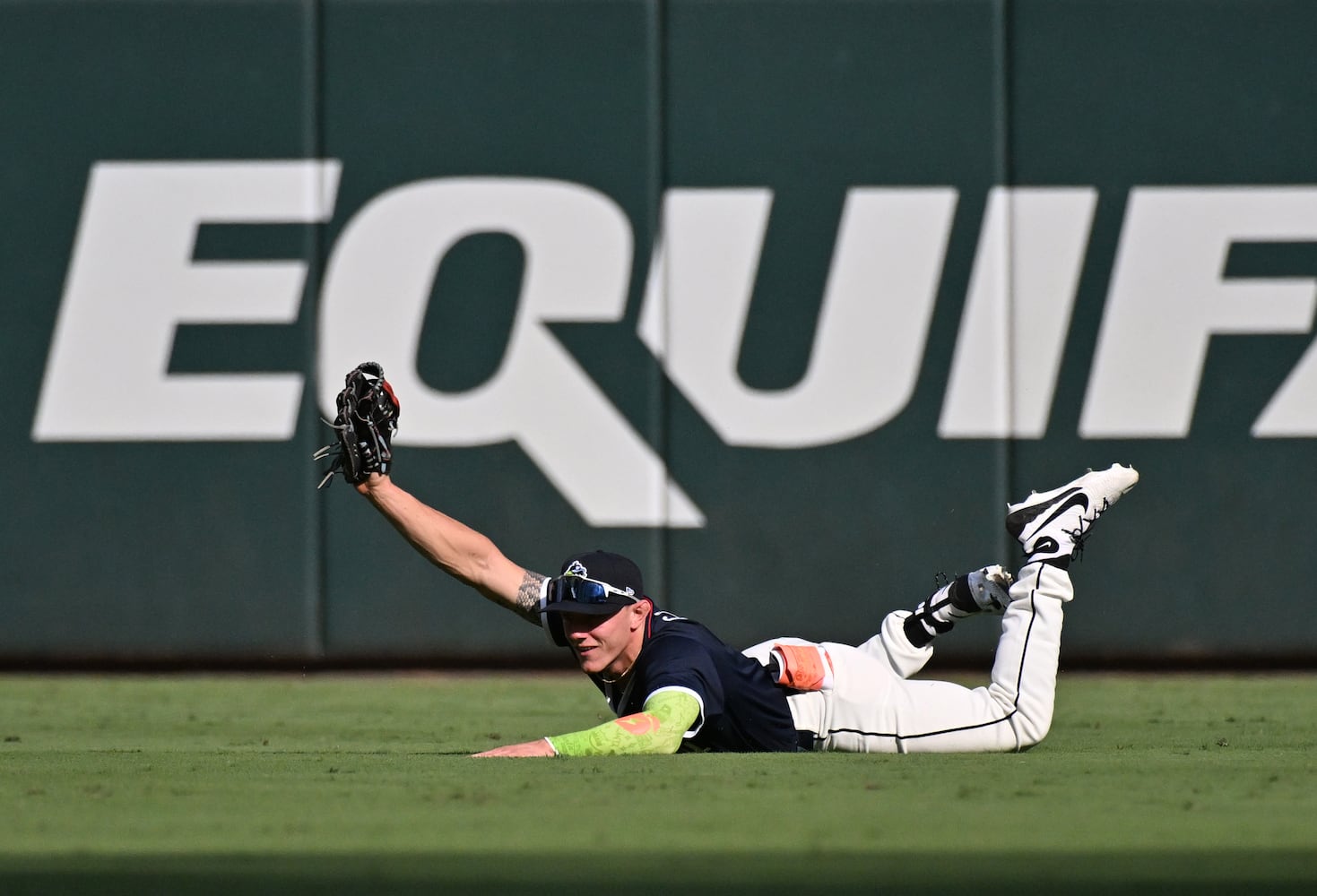 PHOTOS: Futures and Celebrity softball