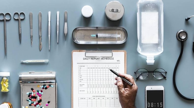 A Colorado woman who had both of her healthy kidneys removed in May died Friday.