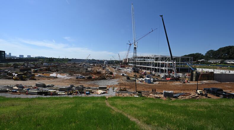 August 31, 2022 Atlanta - Photo shows expansion construction site of QTS’s Atlanta Data Center Campus in Atlanta on Wednesday, August 31, 2022. QTS Mega Data Center campus, featuring its own on-site Georgia Power substations and direct fiber access to a wide variety of carrier alternatives. (Hyosub Shin / Hyosub.Shin@ajc.com)