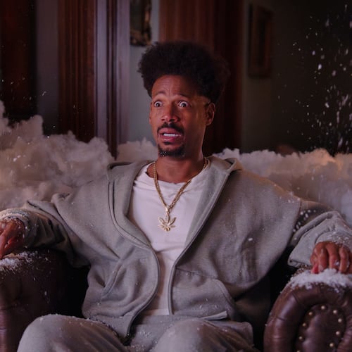 This image released by Paramount Pictures shows Marlon Wayans in a scene from "Scary Movie." (Quantrell Colbert/Paramount Pictures via AP)