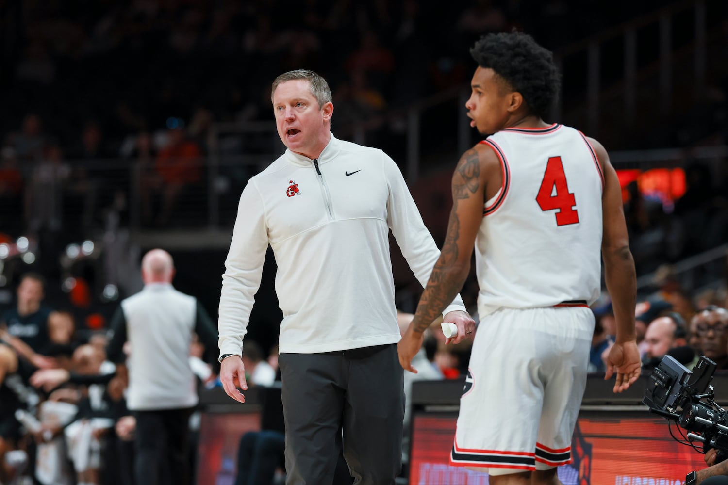 121425 uga basketball photos