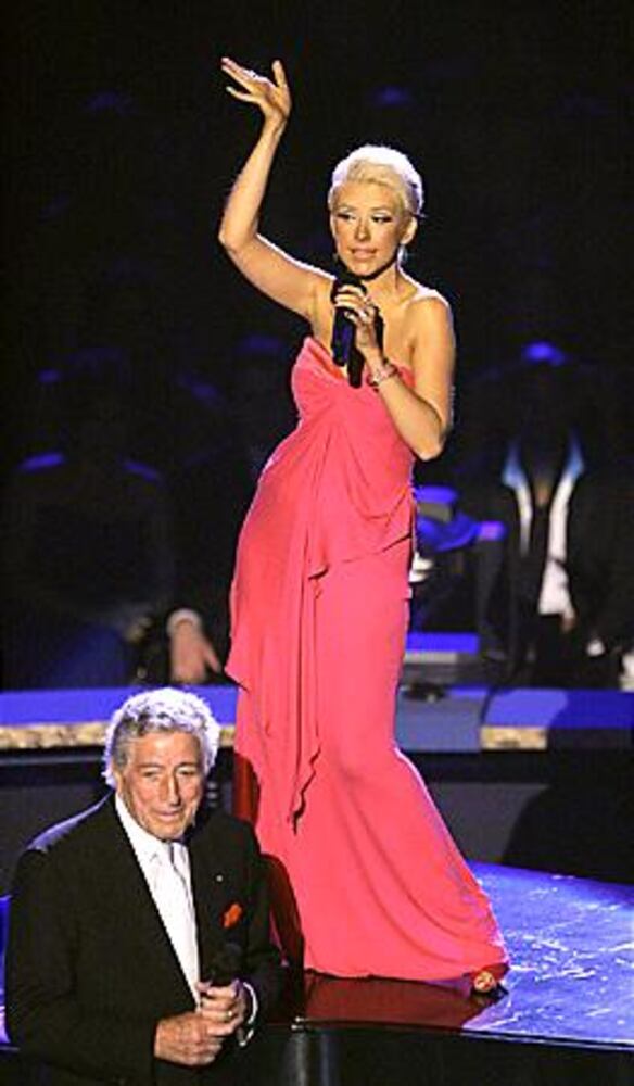 Emmys 2007: Bold and full length