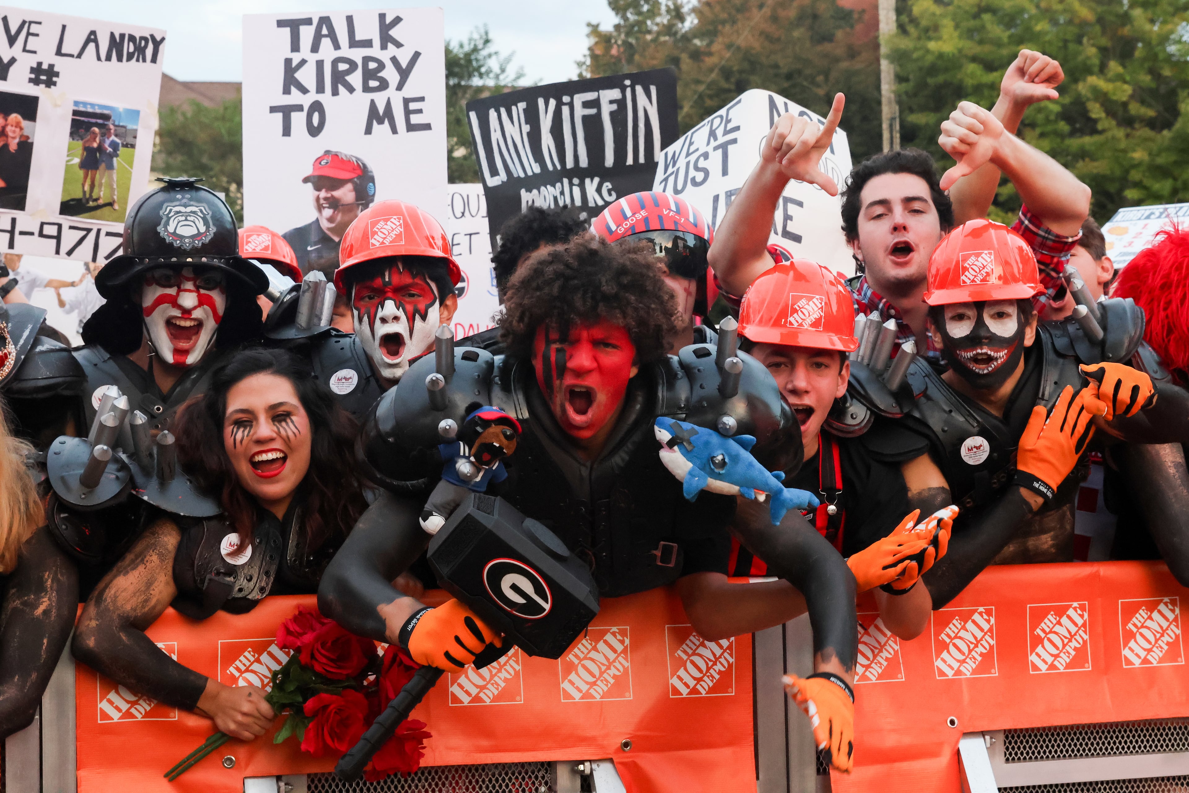 UGA fans pose for photos before the ESPN College GameDay broadcast from Myers Quad at UGA on Saturday, Oct. 18, 2025. (C.J. Bartunek for the AJC)