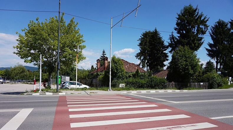 Grant funds will bring a mid-block pedestrian crossing to Beaver Ruin Road. File Photo