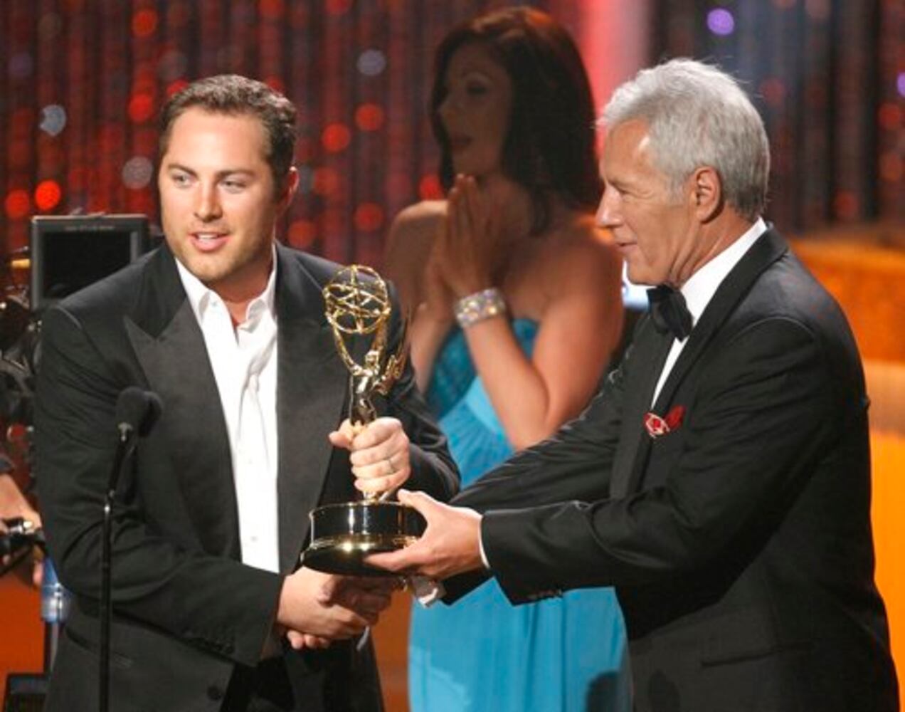 Daytime Emmys dazzle with glitz, glamour