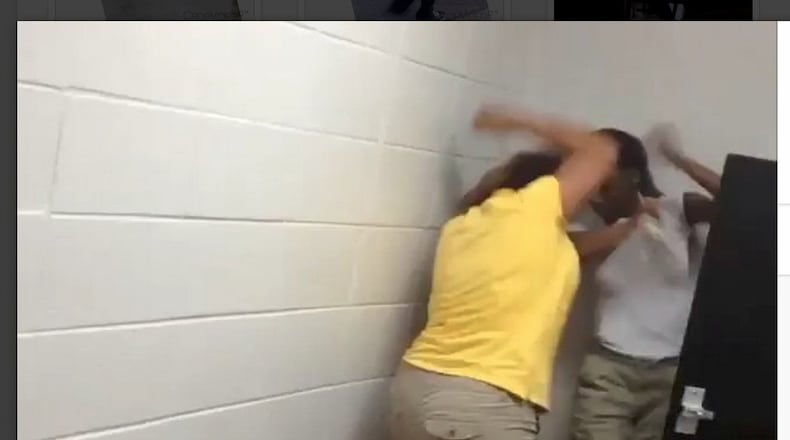 A school fight from Instagram videos on clayco.fights