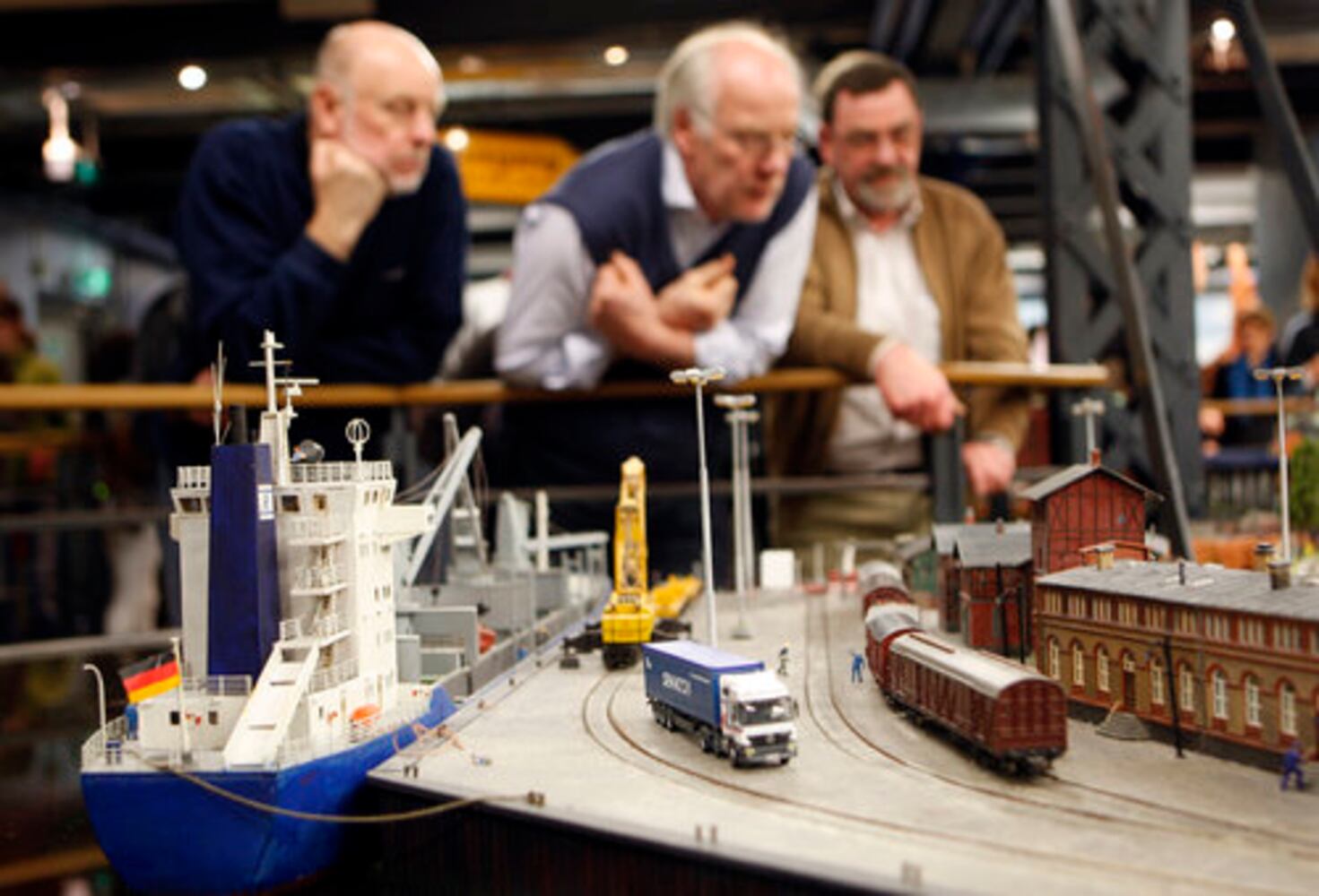 Wunderland' impresses model train lovers in Hamburg