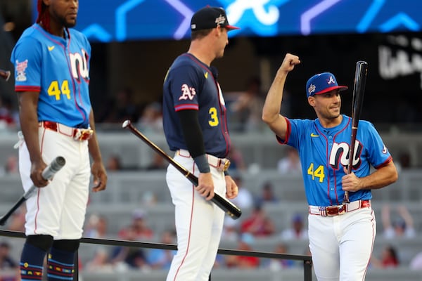 Braves first baseman Matt Olson looking only slightly awkward during his Home Run Derby introduction.