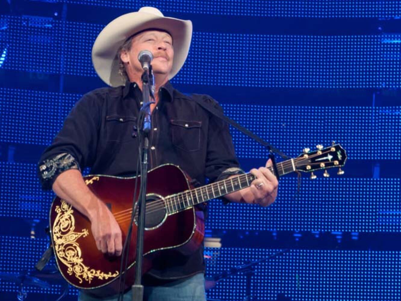 Alan Jackson at RodeoHouston 2013