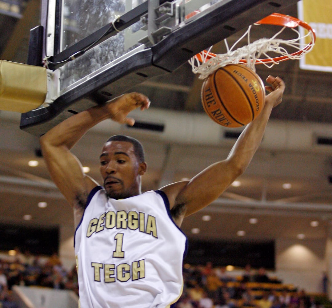 Crittenton on the court