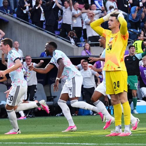 United States goalkeeper Matt Freese (24) reacts after Belgium scores their third goal during the World Cup round of 16 soccer match in Seattle, Monday, July 6, 2026. (AP Photo/Ted S. Warren)