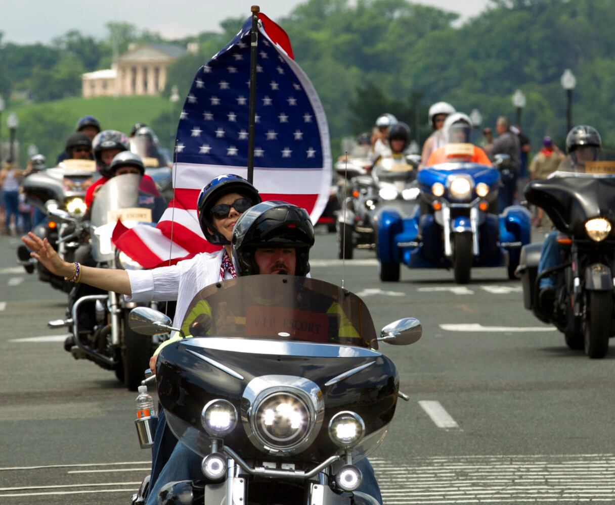 2018 rolling thunder motorcycle parade
