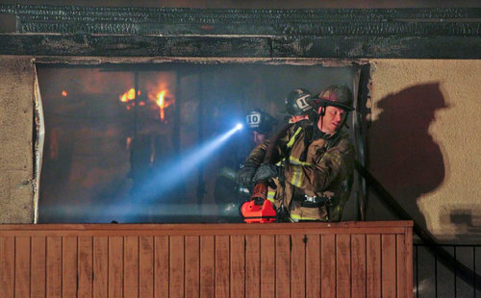 DeKalb apartments burn