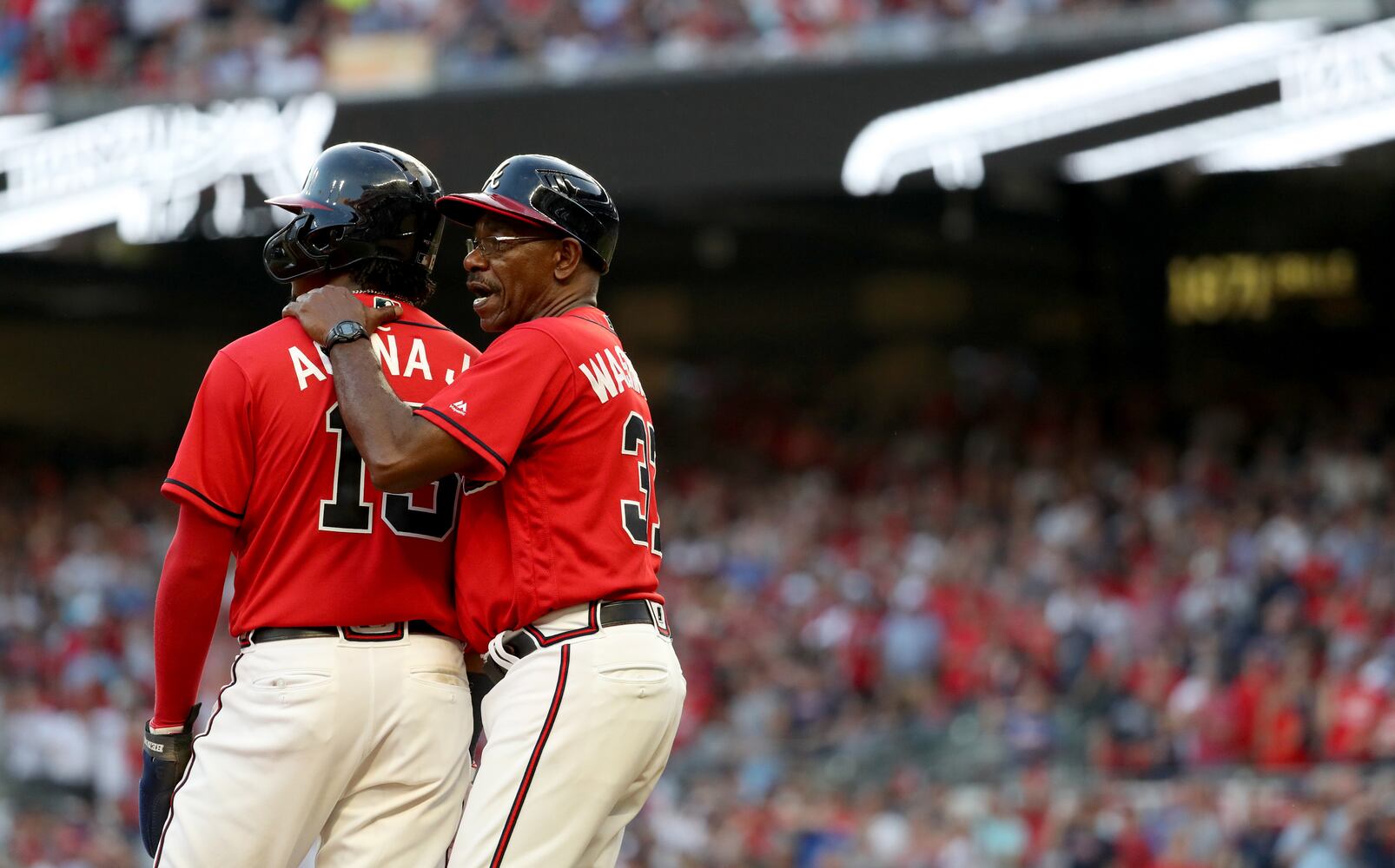 Photos: Braves bounce back, shut out Cardinals in Game 2 of playoffs