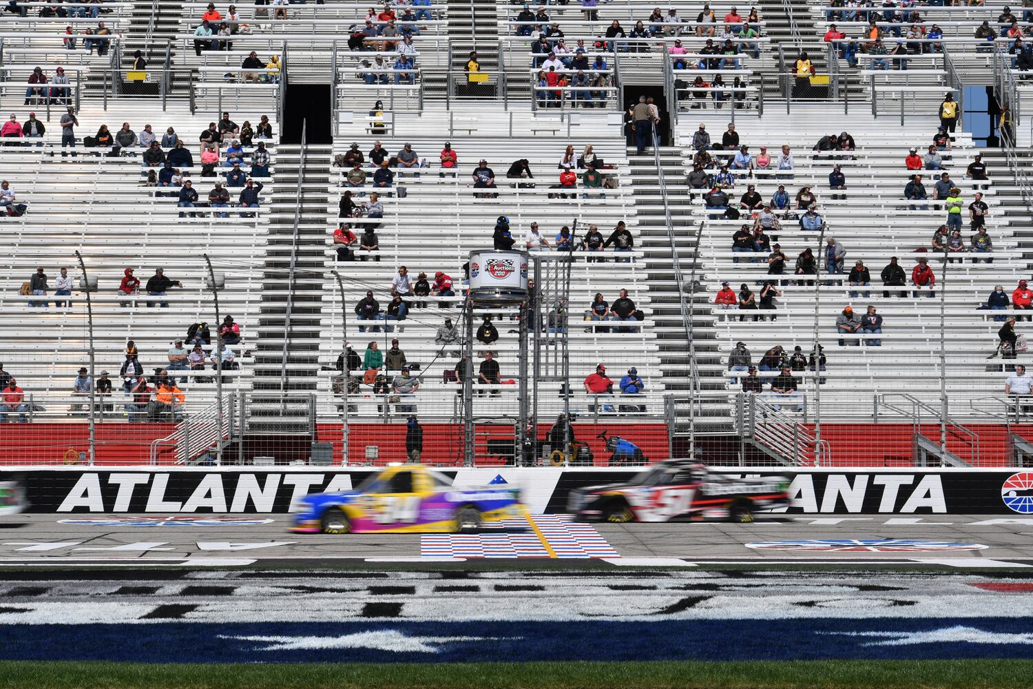 NASCAR - Fr8Auctions 200
