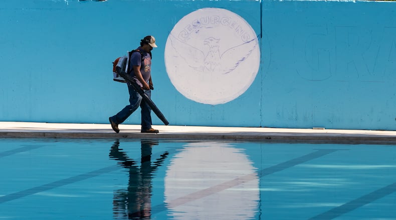Showers will push southeast through the late morning and early afternoon hours, and by around 1 p.m., downpours will be past metro Atlanta.