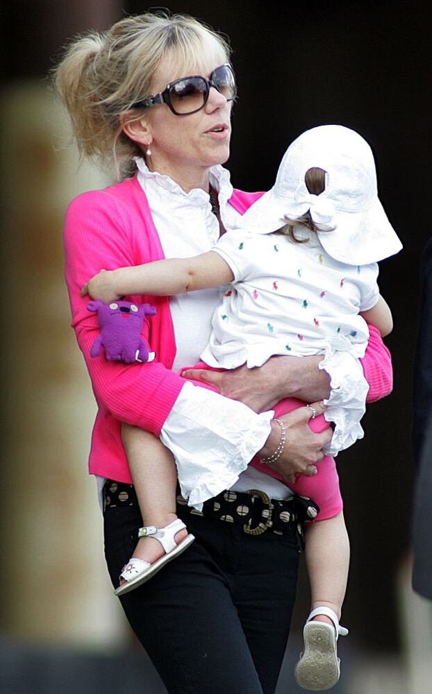 Women linked to scandals: Rielle Hunter