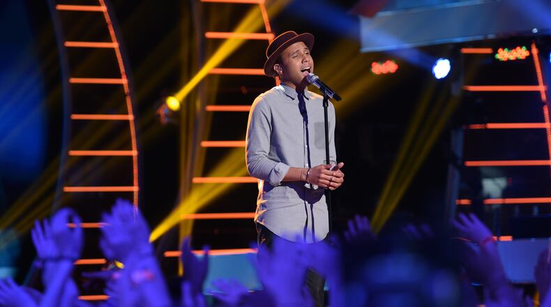 AMERICAN IDOL XIV: Rayvon Owen performs in the all-new “Top 12 Revealed” episode of AMERICAN IDOL XIV airing Wednesday, March 11 (8:00-9:00 PM ET/ PT) on FOX. CR: Michael Becker / FOX. © 2015 FOX Broadcasting. AMERICAN IDOL XIV: Rayvon Owen performs in the all-new “Top 12 Revealed” episode of AMERICAN IDOL XIV airing Wednesday, March 11 (8:00-9:00 PM ET/ PT) on FOX. CR: Michael Becker / FOX. © 2015 FOX Broadcasting.