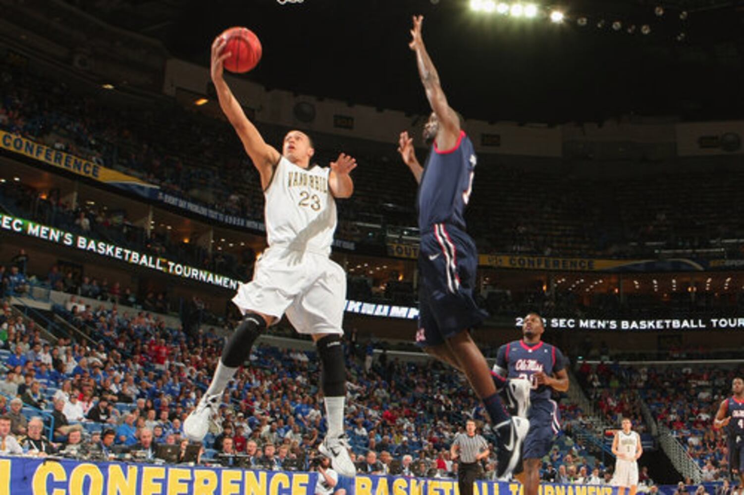 Hawks draft Vanderbilt's Jenkins