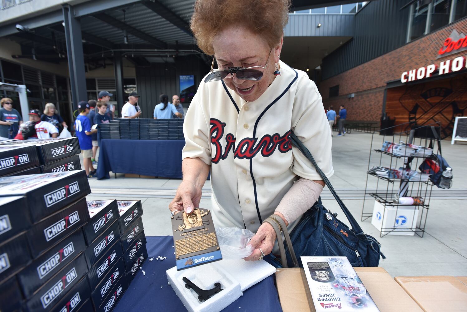 Photos: Braves honor Hall of Famer Chipper Jones