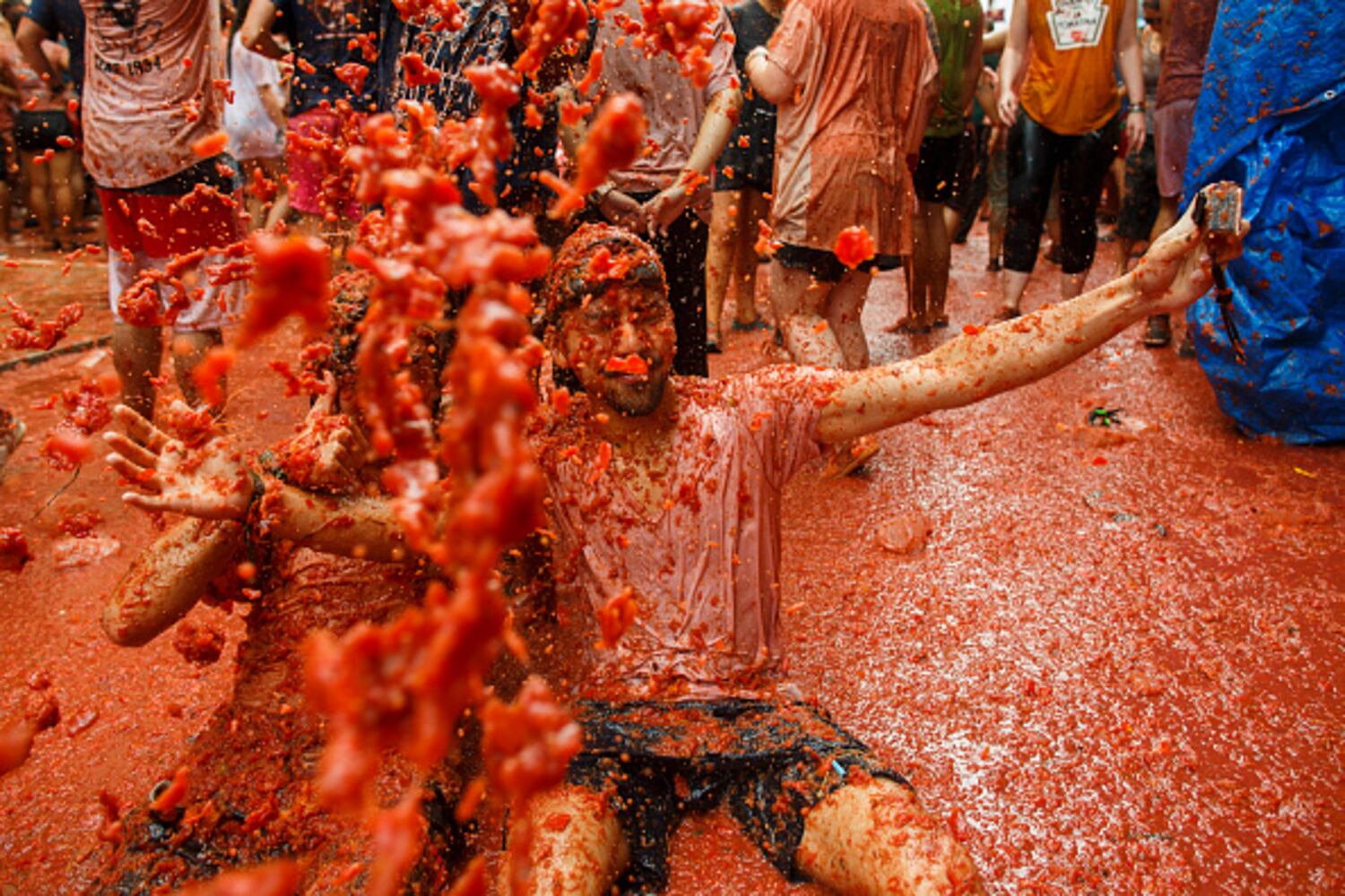 Photos: Spain’s Tomatina Festival paints city red