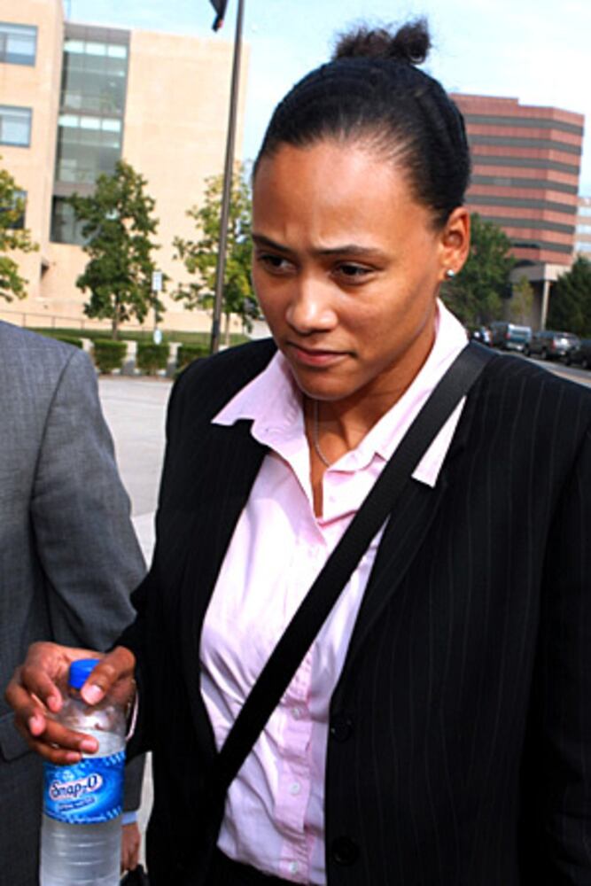 Marion Jones admits steroid use