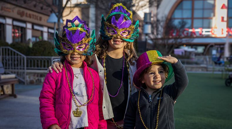 Mardis Gras, 2022, Avalon.