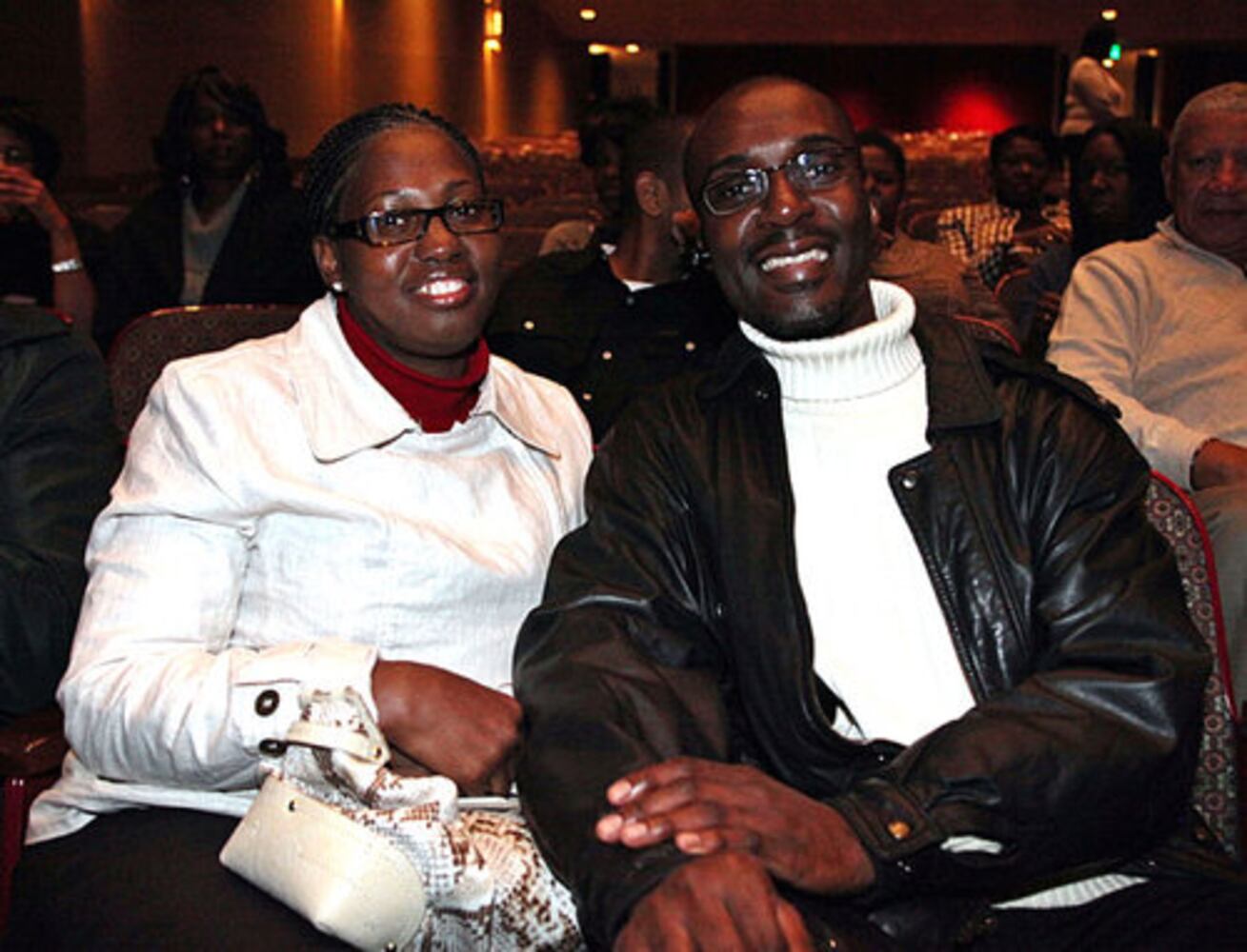 Vivica Fox, Brian McKnight in 'Cheaper to Keep Her'