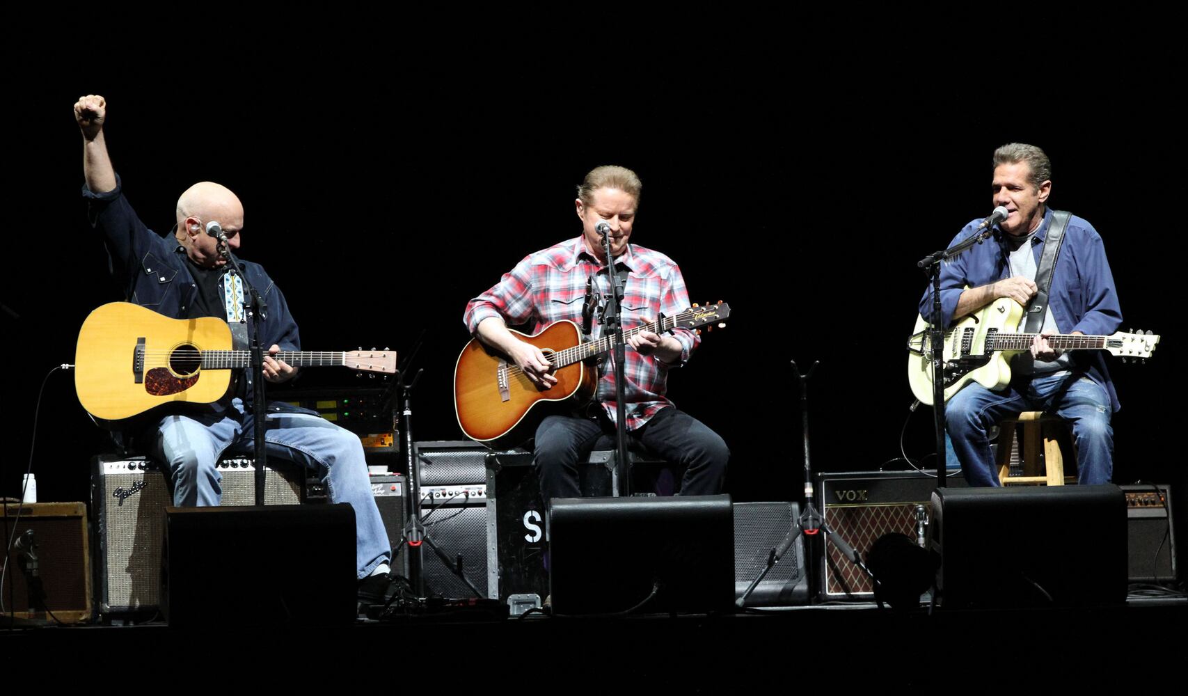 Don Henley & Co. play to sold-out crowd