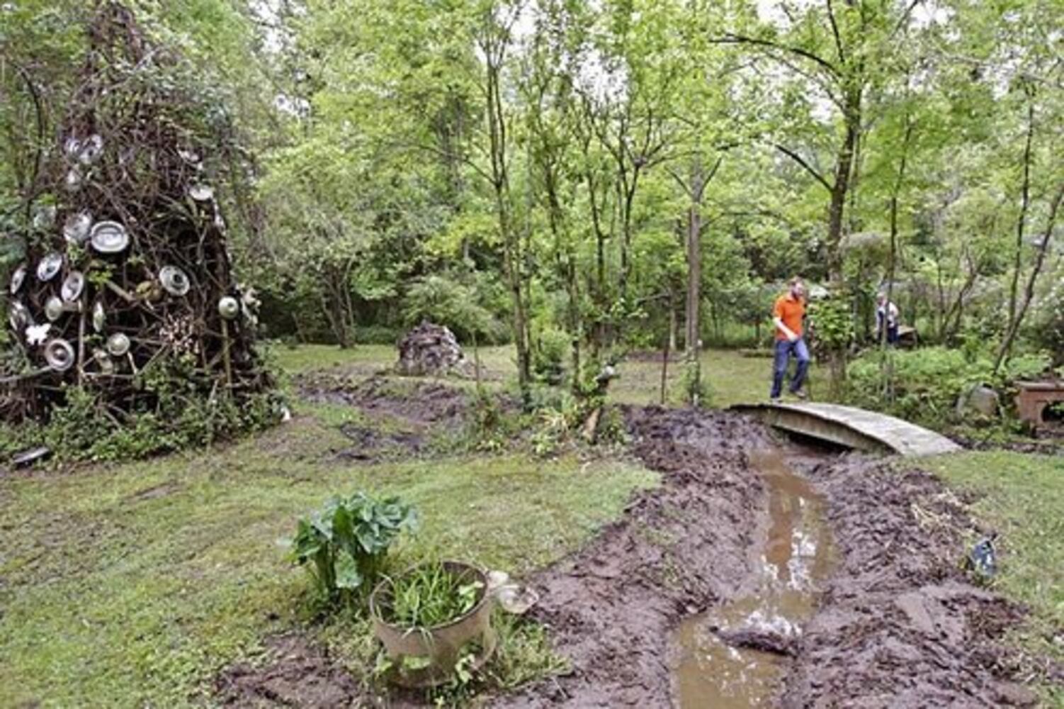 Howard Finster's Paradise Gardens