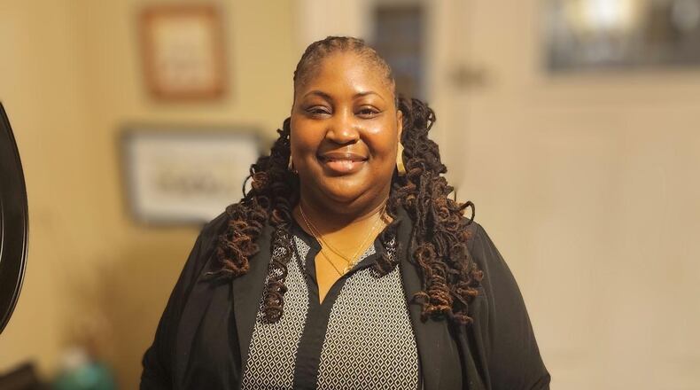 Lynette Timmons has been working in Gwinnett County's 911 center for 17 years.