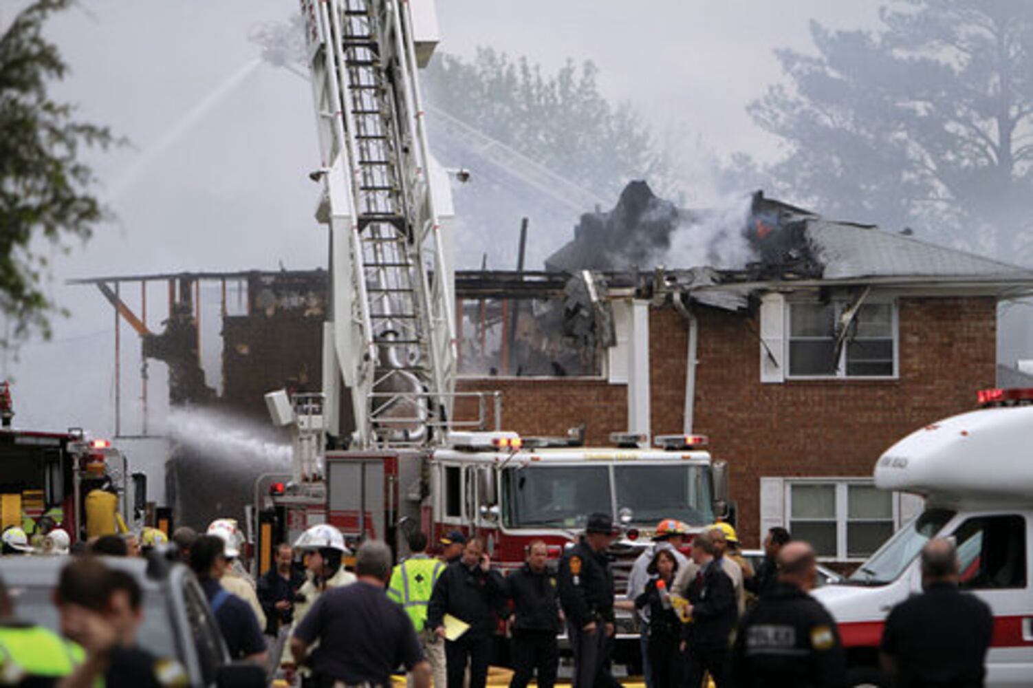 Navy jet crashes into Va. apartments