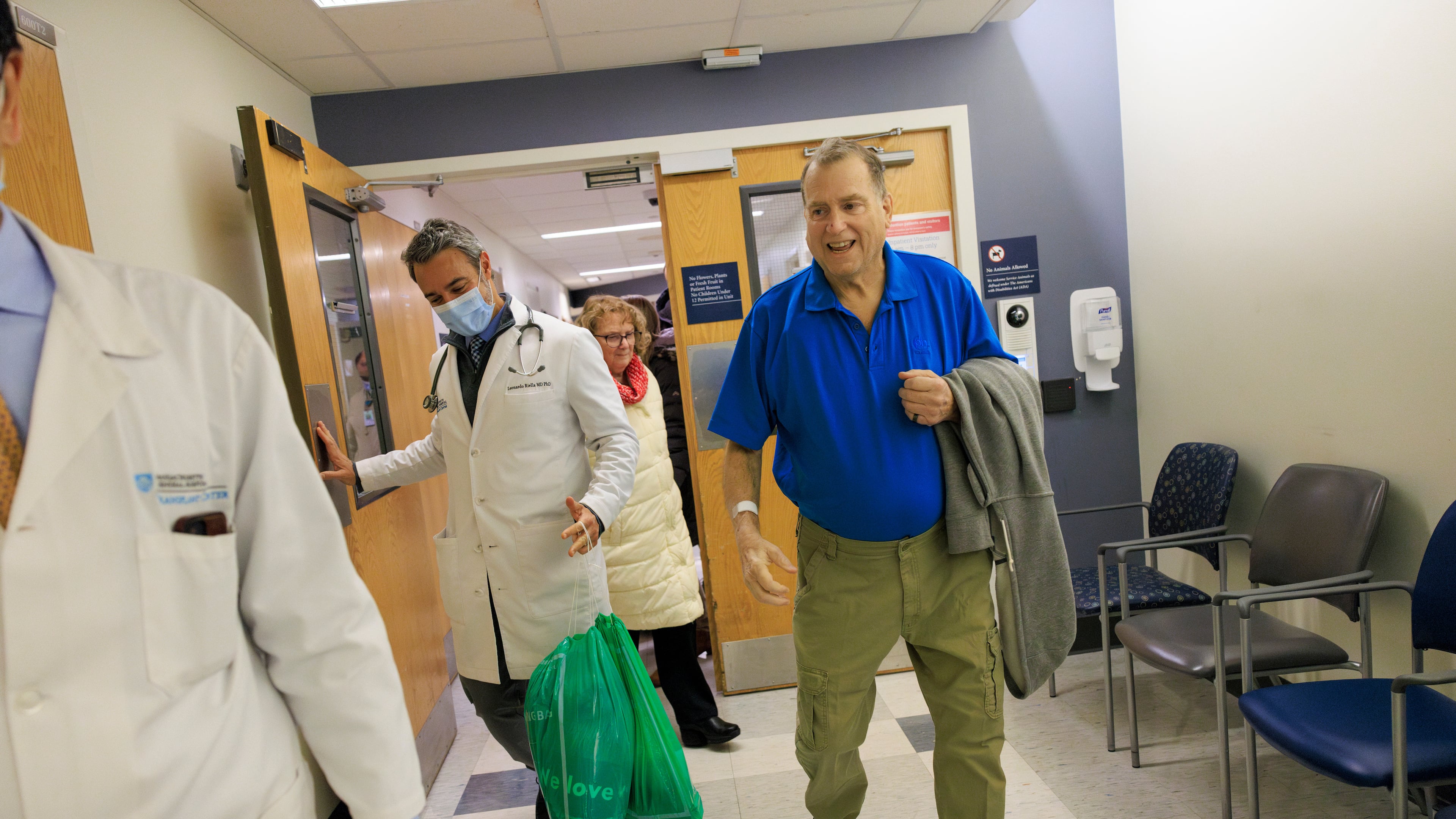 FILE - This image provided by Massachusetts General Hospital shows Tim Andrews smiling as he leaves Massachusetts General Hospital in Boston on Feb. 1, 2025. (Kate Flock/Massachusetts General Hospital via AP, file)
