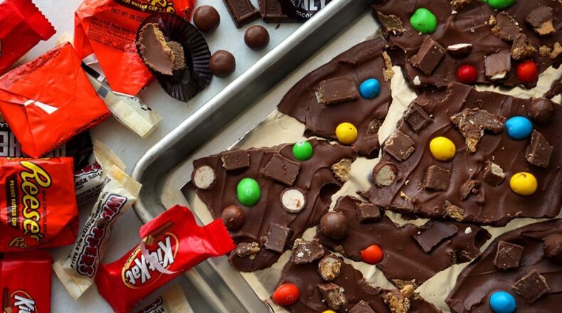 Halloween Candy Bark. (Huy Mach/St. Louis Post-Dispatch/TNS)
