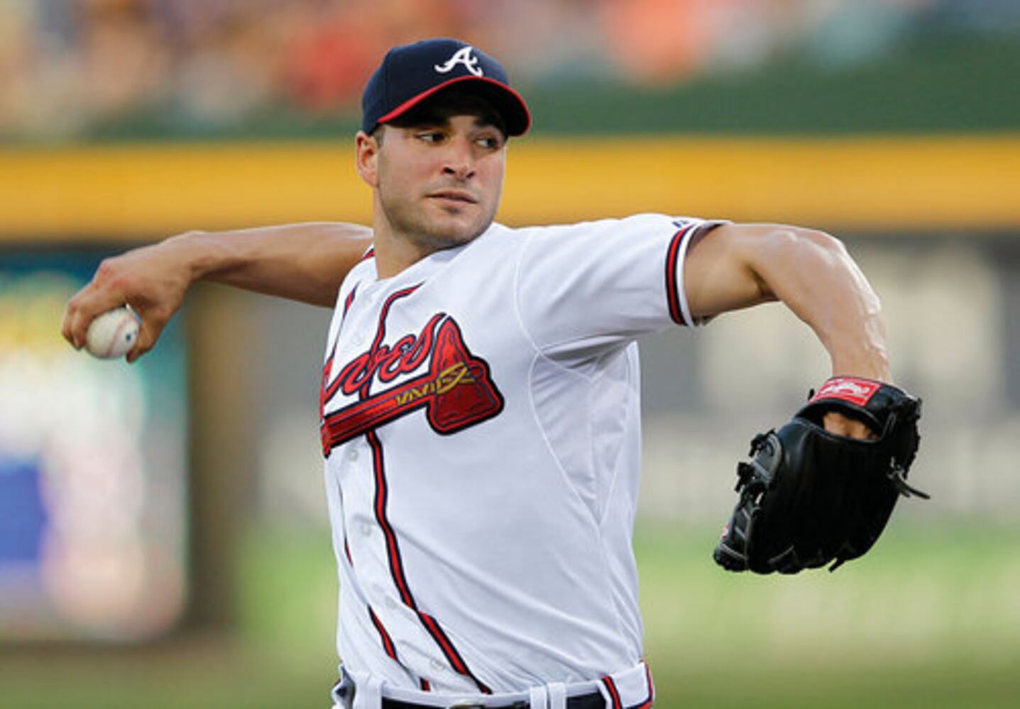 Brandon Beachy shuts out the Marlins