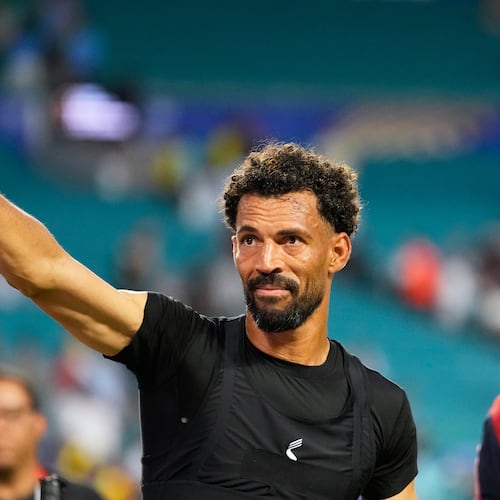 Cape Verde goalkeeper Vozinha waves to supporters following the World Cup Group H soccer match between Uruguay and Cape Verde in Miami Gardens, Fla., Sunday, June 21, 2026. (AP Photo/Rebecca Blackwell)