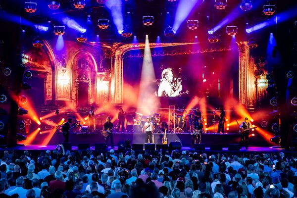 John Mellencamp provided sing-a-long nostalgic joy for a heavily Gen X crowd at Ameris Bank Amphitheatre Aug. 1, 2026 in Alpharetta over two-plus hours of largely greatest hits. (RYAN FLEISHER FOR THE ATLANTA JOURNAL-CONSTITUTION)