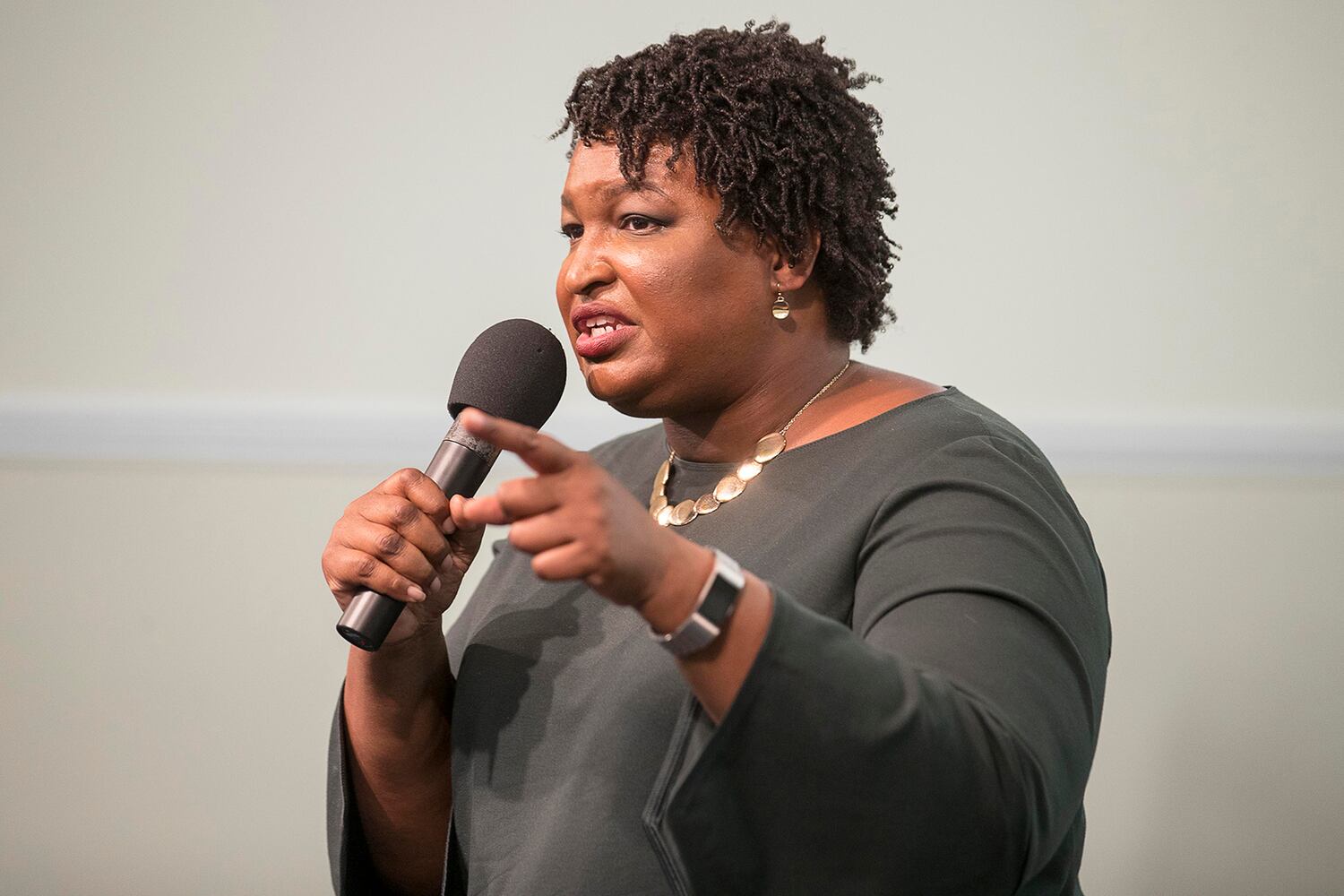 Abrams campaign trail: 8 days before election