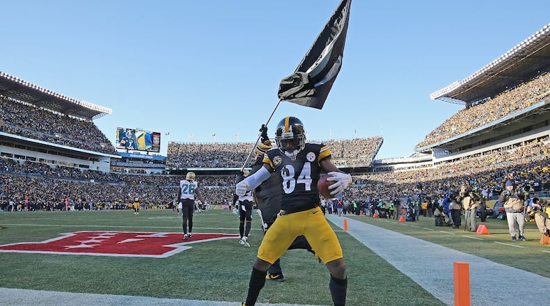 PITTSBURGH, PA - JANUARY 14: Antonio Brown #84 of the Pittsburgh Steelers celebrates after a 43 yard touchdown  reception in the fourth quarter during the AFC Divisional Playoff game against the Jacksonville Jaguars at Heinz Field on January 14, 2018 in Pittsburgh, Pennsylvania. (Photo by Brett Carlsen/Getty Images)