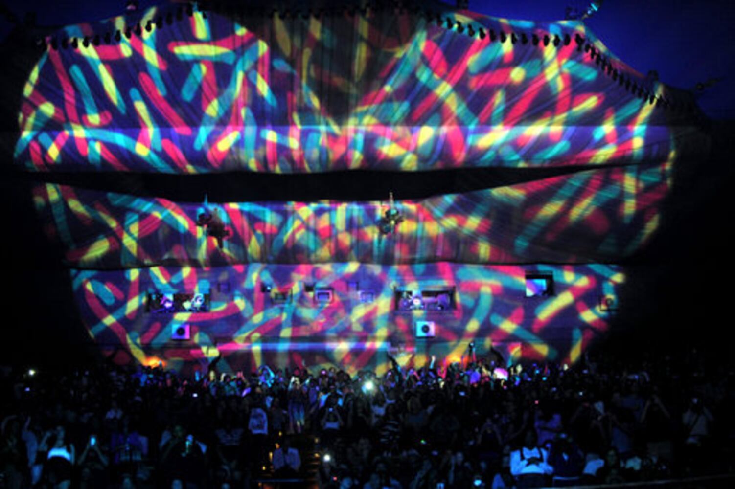 Drake performs at the Fox Theatre