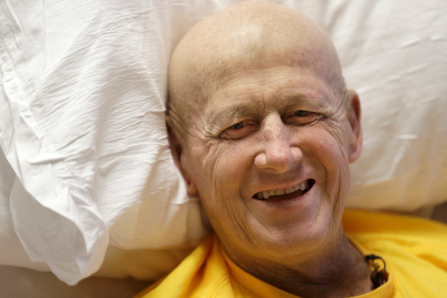 TNT's Craig Sager hangs tough in leukemia battle