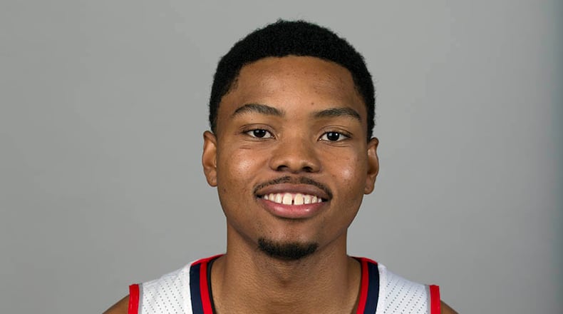 The Atlanta Hawks signed Kent Bazemore to a 2-year contract in the offseason.