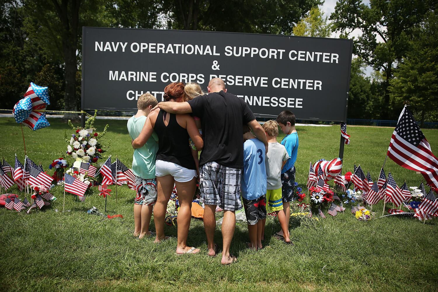 Memorial setup for Chattanooga shooting victims