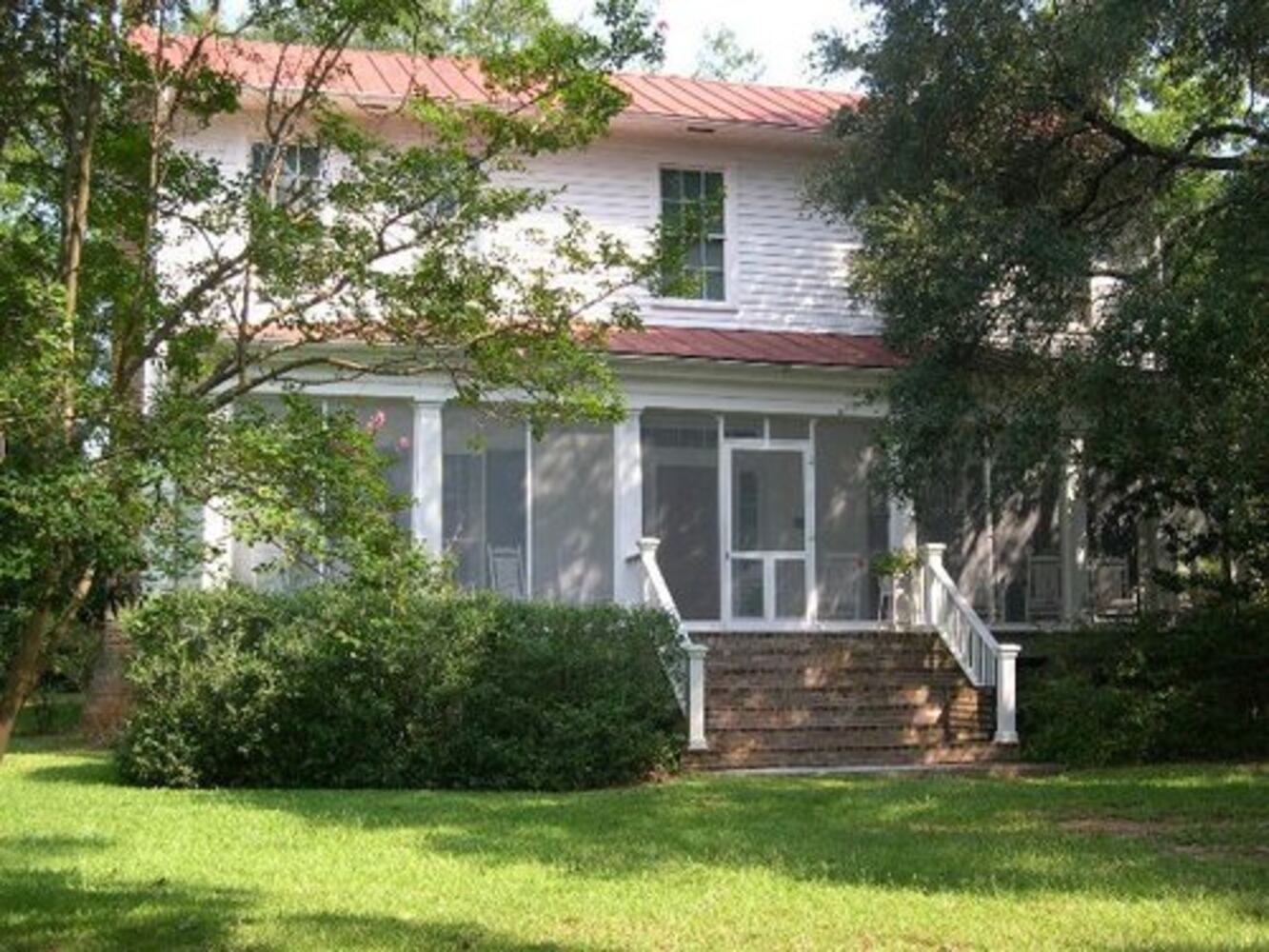 Literary trail shows southern writers' homes